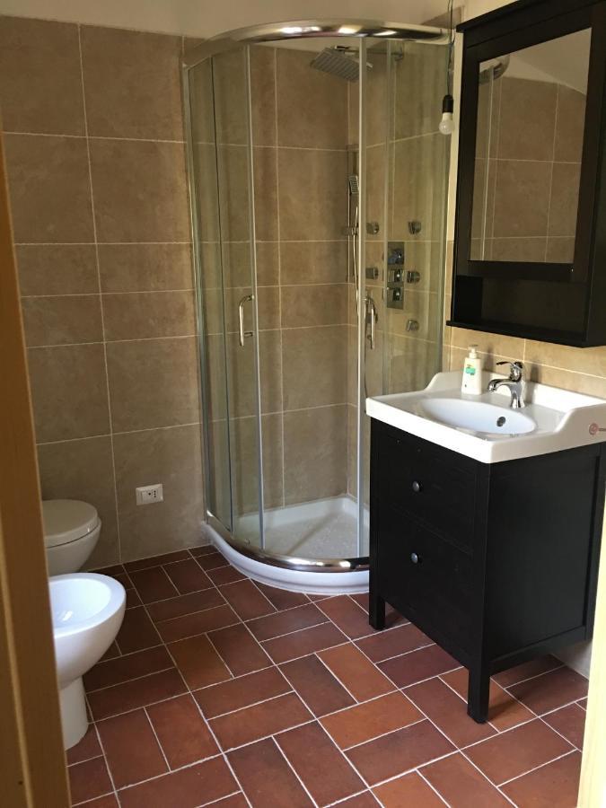 Ferienwohnung Rosa Di Maggio Pari Exterior foto
