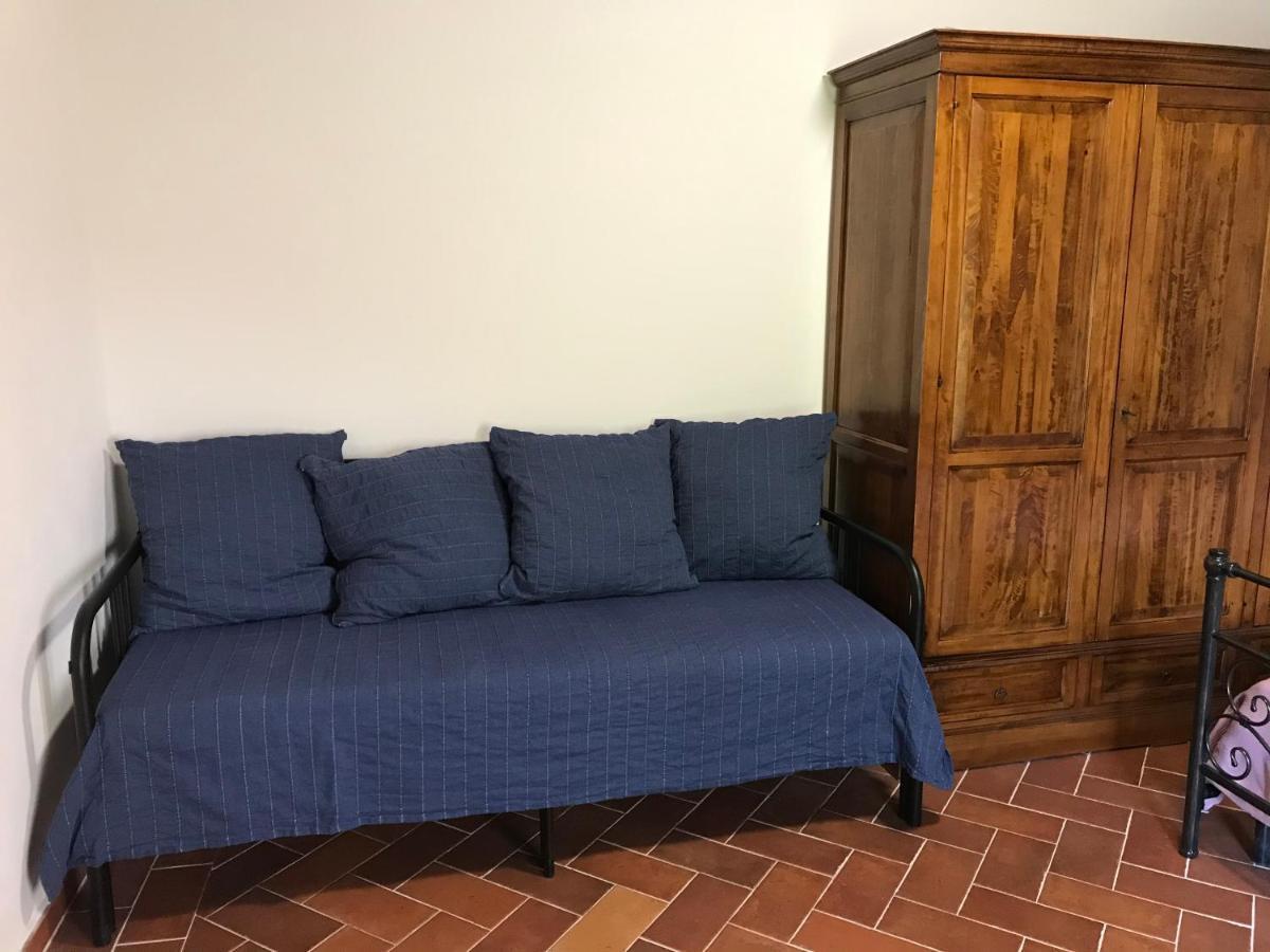 Ferienwohnung Rosa Di Maggio Pari Exterior foto